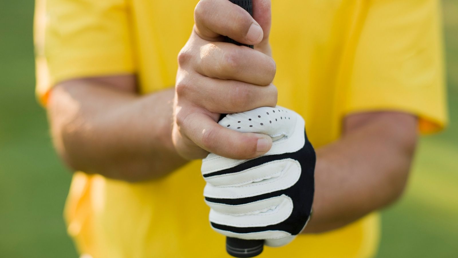 【シャフトのしなりを活かす】飛距離アップを目指すゴルファー必見 | UUUM GOLF-ウーム ゴルフ-さんから学ぶ須藤裕太プロのレッスン