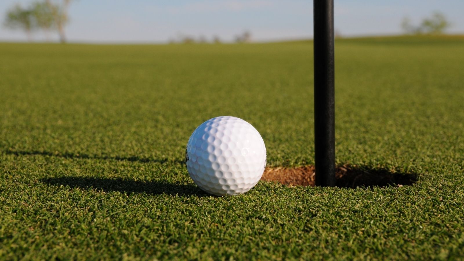 【初心者必見】ゴルフを始めたい人のマナー不安を解消!最初に覚えるべき基本マナーはたった3つだけ。