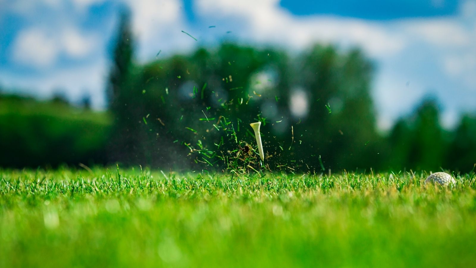 【アイアンのトップ修正法】トップが出て困っているゴルファー必見 | 三觜喜一MITSUHASHI TVさんから学ぶ練習と原因分析